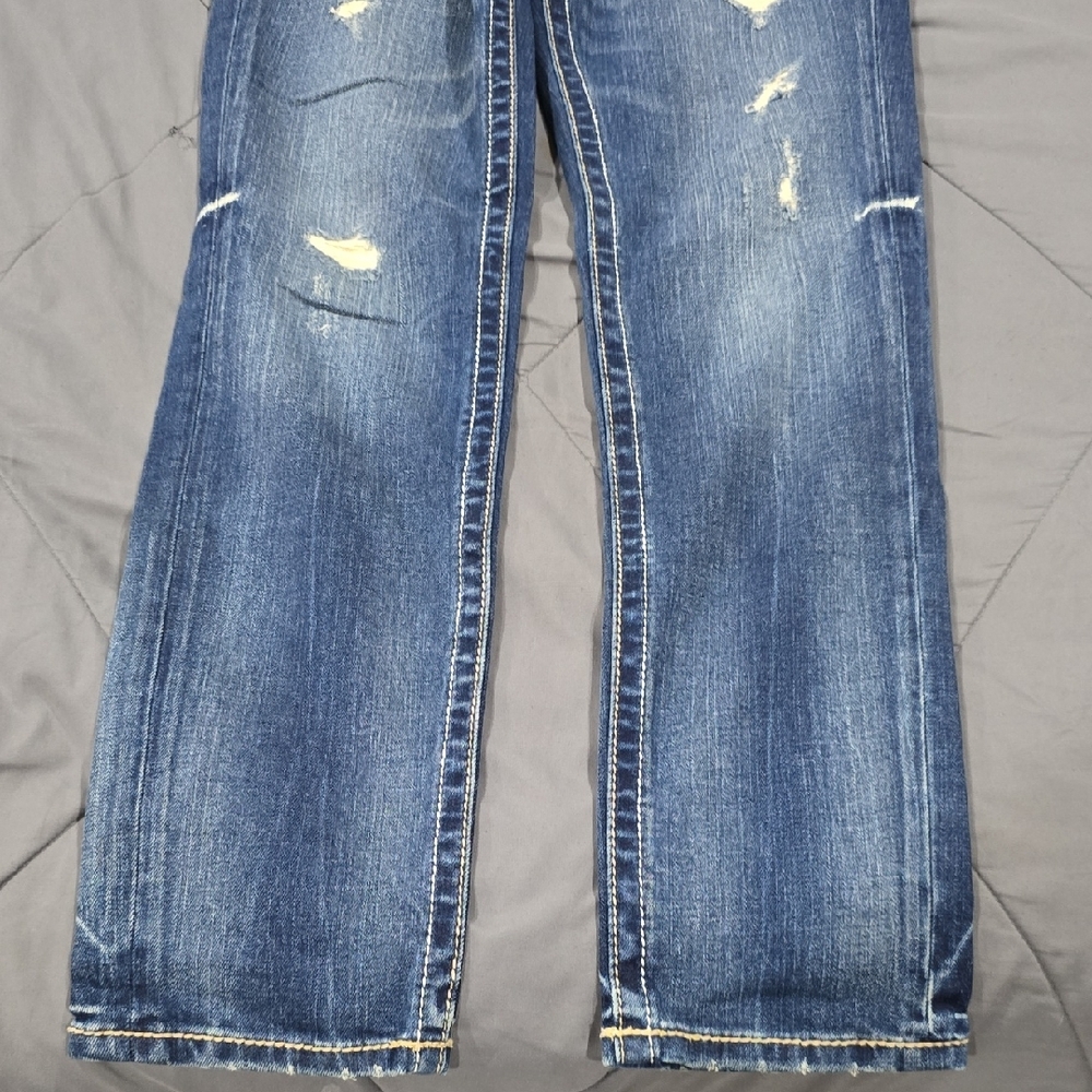 Distressed Blue Jeans - Picture 2 of 9
